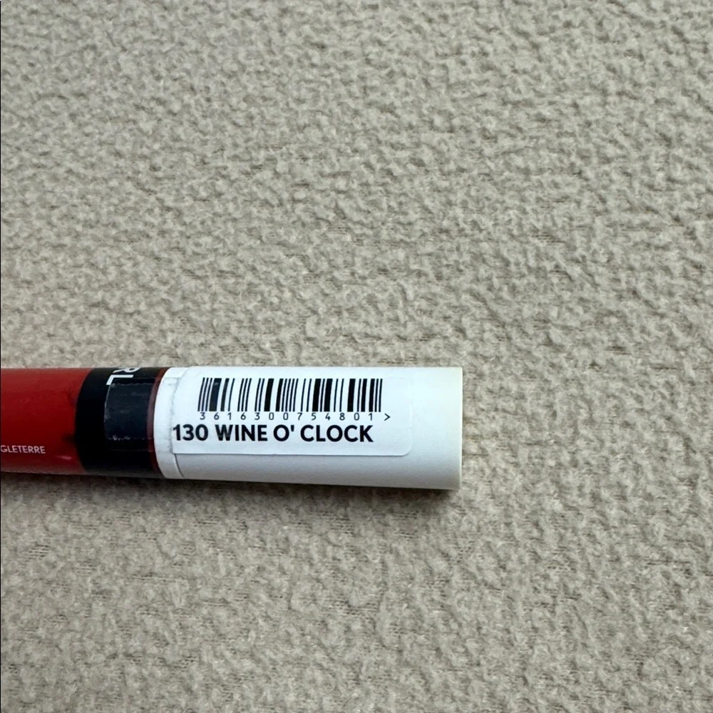 130 COVERGIRL Outlast‎ Ultimatte One Step Liquid Lip Color - Wine O Clock